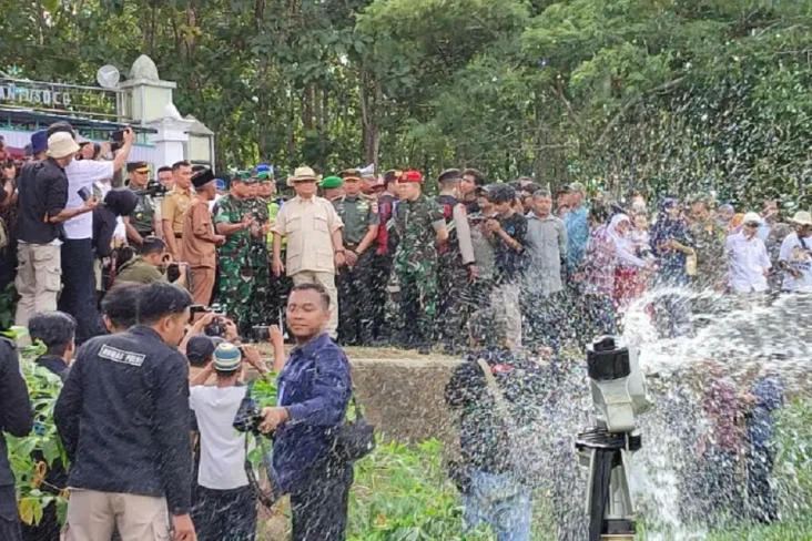 Prabowo Janji Aliri...