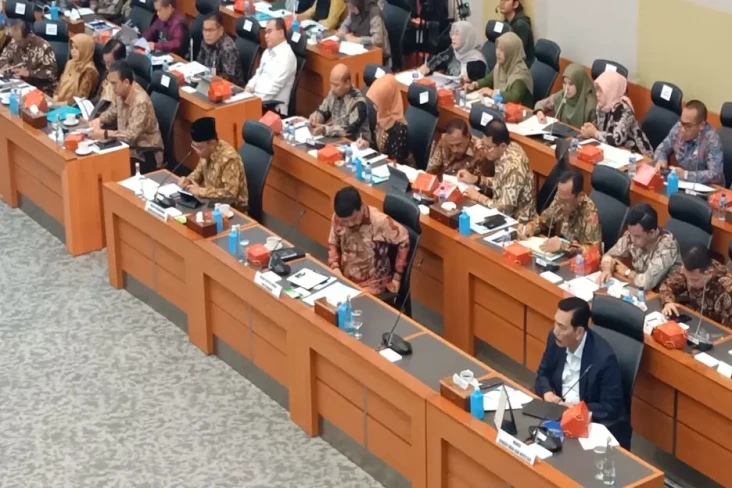 Minta DPR Perhatikan...
