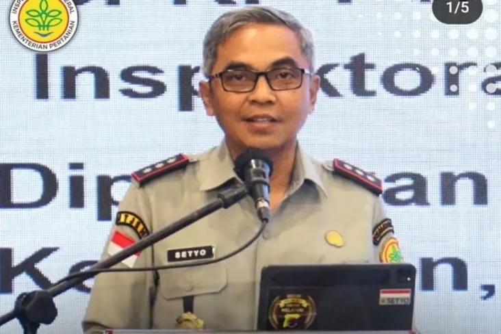 Komjen Polisi Kelahiran...