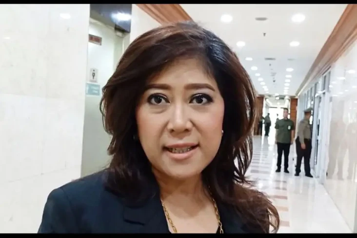 Komisi I DPR Gelar Rapat...