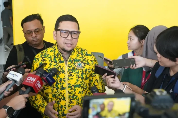 Golkar Pastikan Raih...