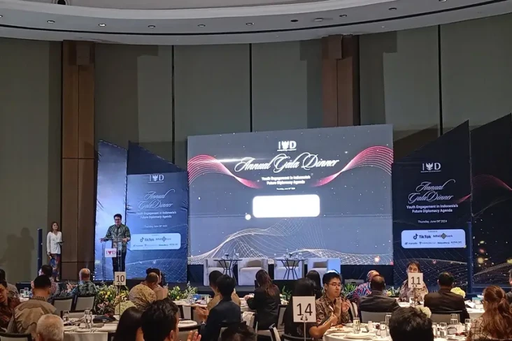 Gala Dinner IYD Berikan...