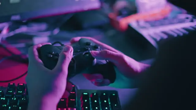 Industri Gaming Hadapi...