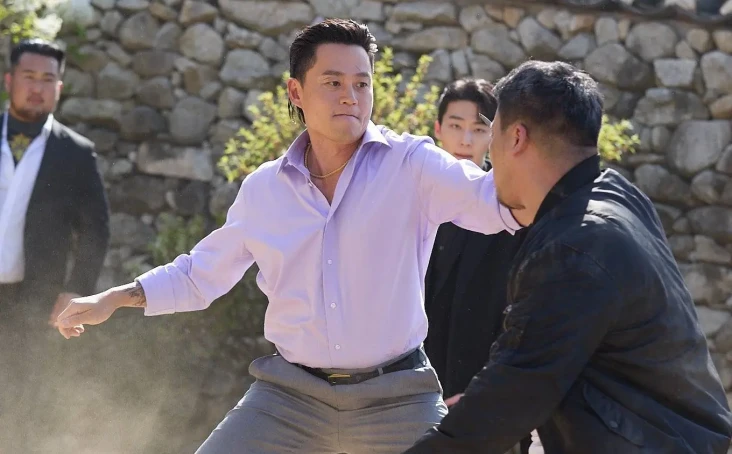 6 Drakor Lee Seo-jin...
