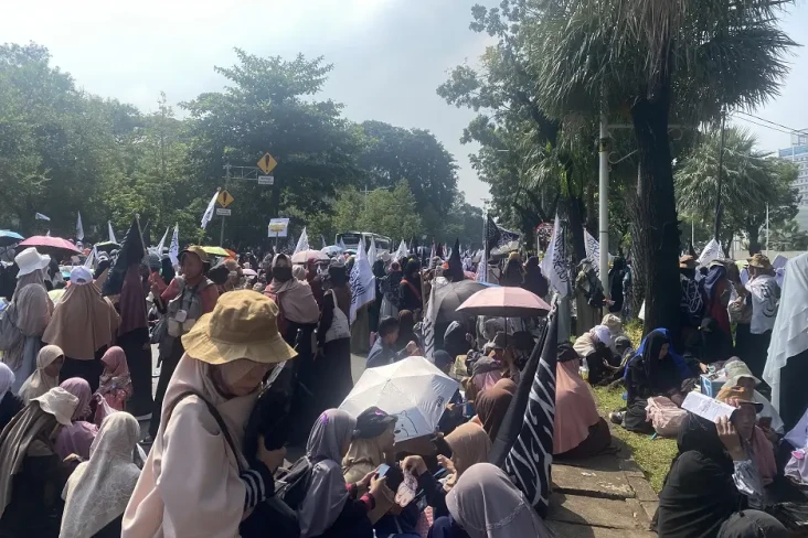 Jalan Medan Merdeka...