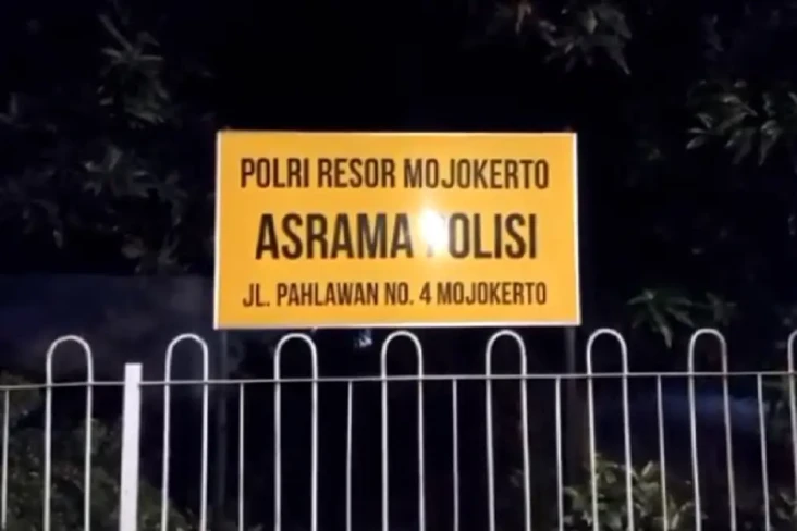 Mojokerto Gempar, Polwan...