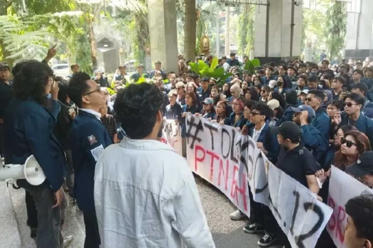 8 Faktor yang Memengaruhi...