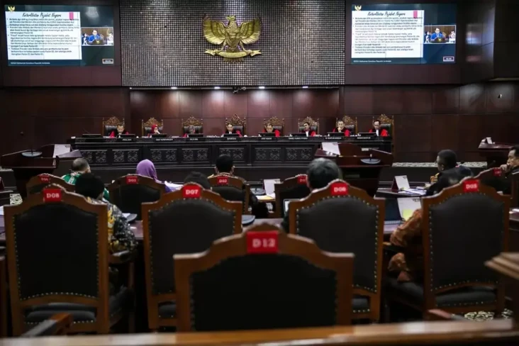 MK Bacakan Putusan 31...