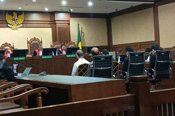 Korupsi Bansos Beras,...
