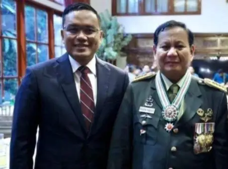 Profil Simon Aloysius,...