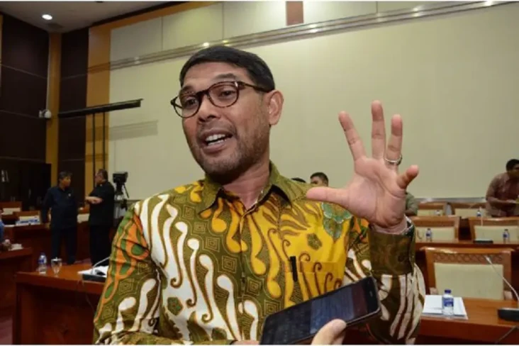 Kejahatan Serius, DPR...