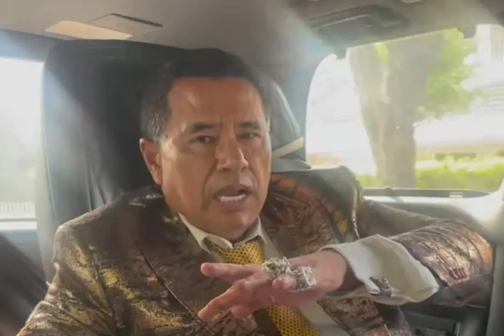 Hotman Paris Minta Presiden...