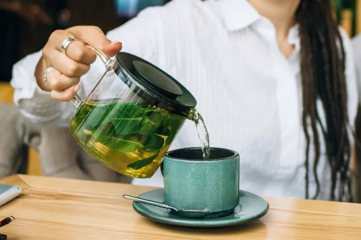 8 Minuman yang Menurunkan...