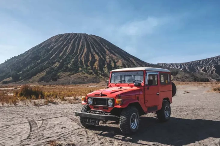 Tarif Sewa Jeep di Gunung...