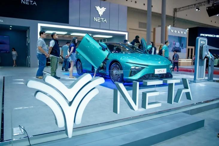 GIIAS 2024 Catat Rekor...