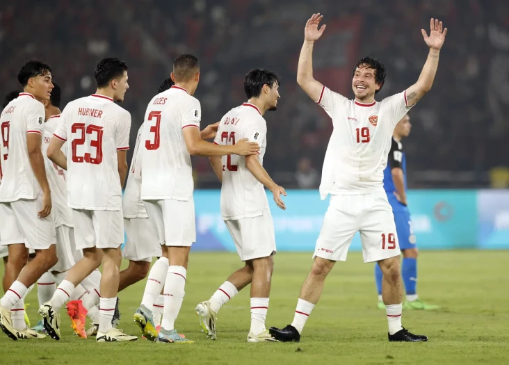 Lolos Kualifikasi Piala...