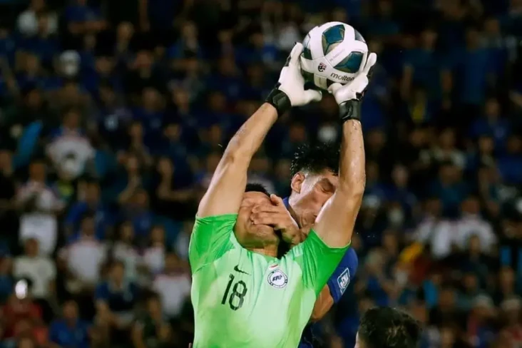 Kiper Singapura Jadi...