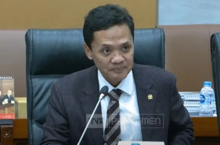 Sekjen MK Kena Sentil...
