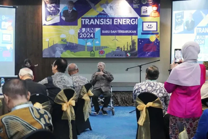 Emil Salim Institute...