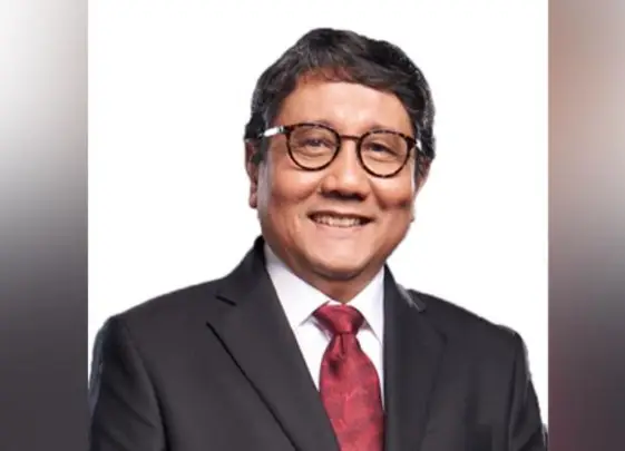 Profil dan Gaji Sigit...