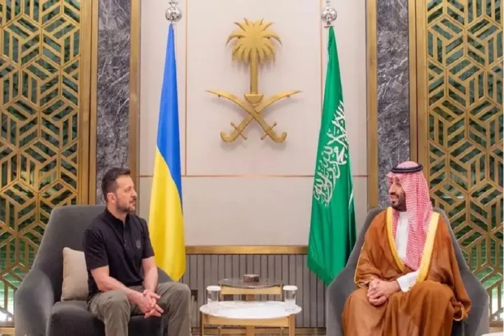 Zelensky Temui Putra...