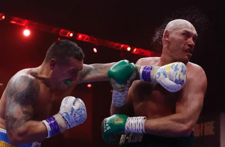 Tyson Fury Akan Mundur...