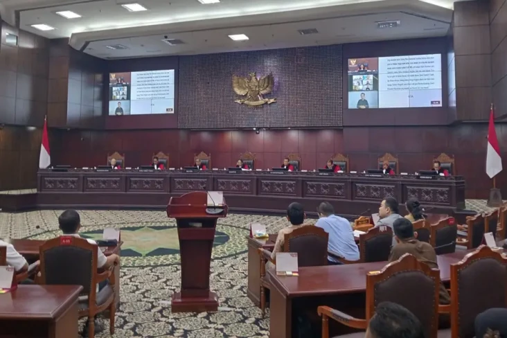 MK Menangkan Irman Gusman,...