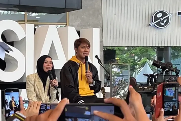 Lesti Kejora dan Rizky...