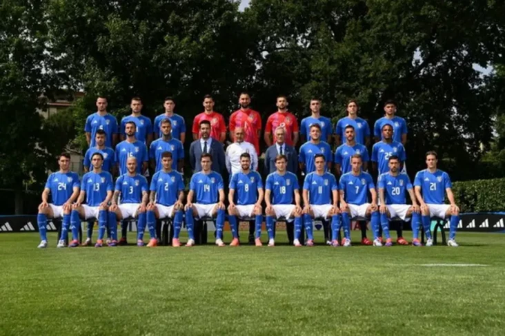 Italia Pede Abis Jelang...