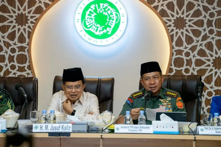 Panglima TNI Siapkan...