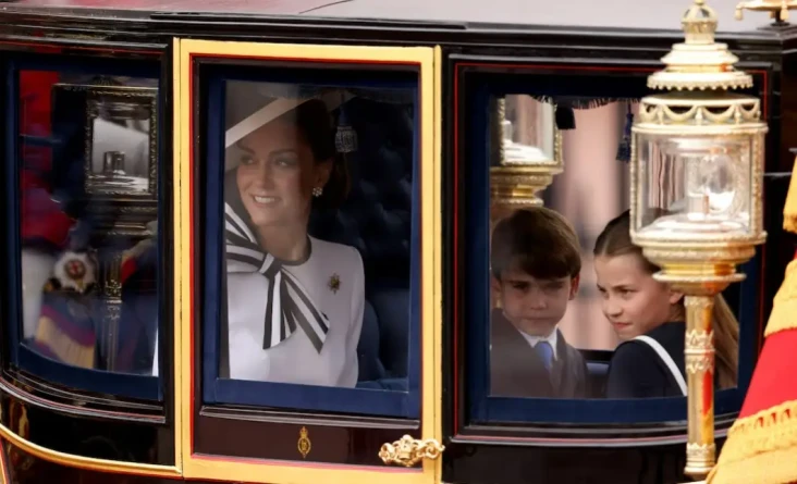 Kate Middleton Tampil...