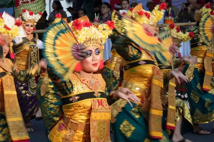 Pesta Kesenian Bali...