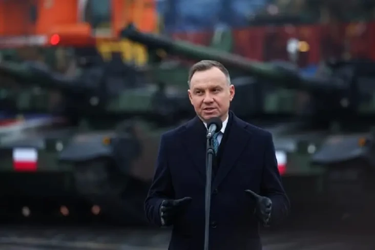 Presiden Polandia Andrzej...