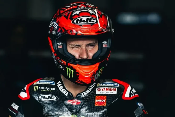 Fabio Quartararo Bertahan...