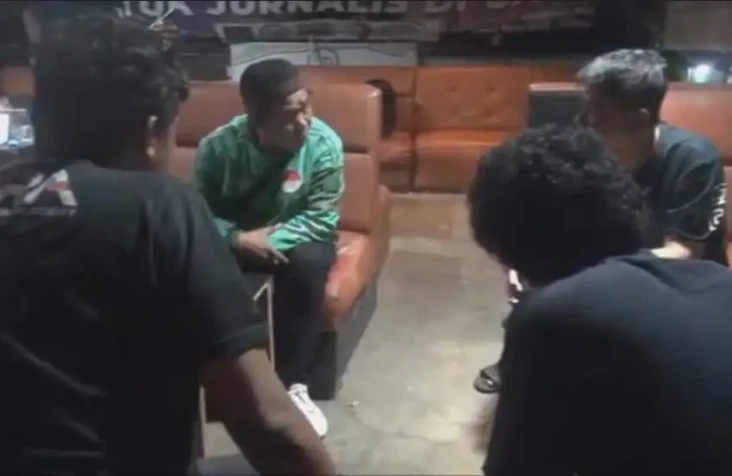Viral Pengemudi Ojol...