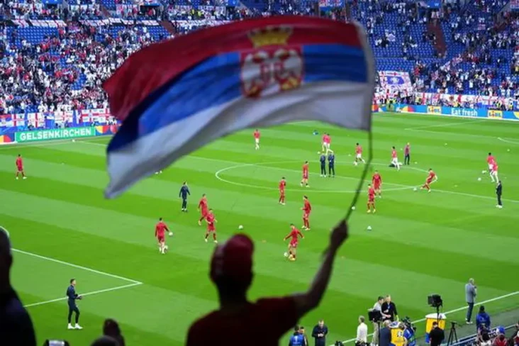 UEFA Selidiki Dugaan...