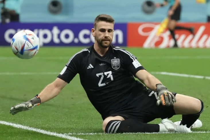 Kiper Timnas Spanyol...