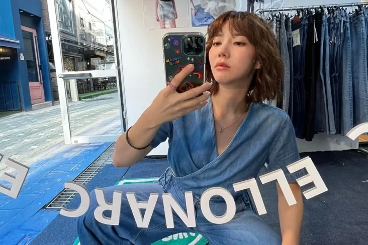 Lee Yoon Jin Jadi Direktur...