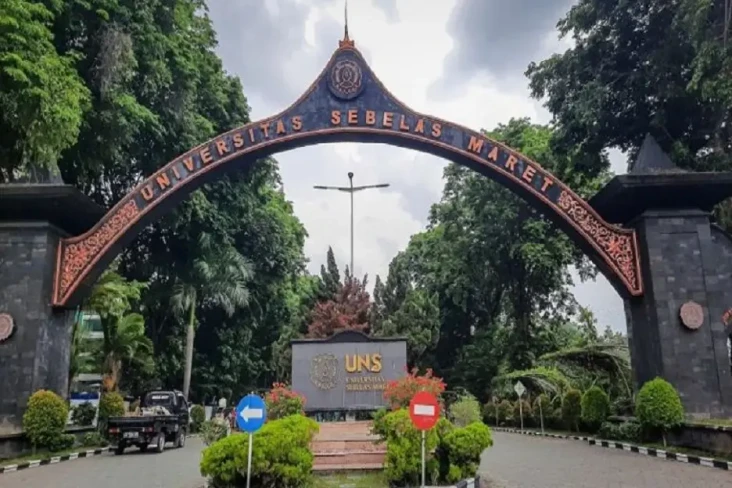 Mau Kuliah di UNS? Pilih...