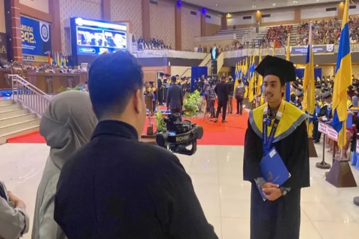 Cerita Asrul, Bikin...