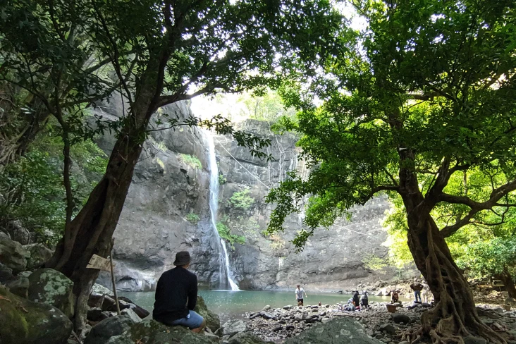 Keindahan Curug Larangan,...