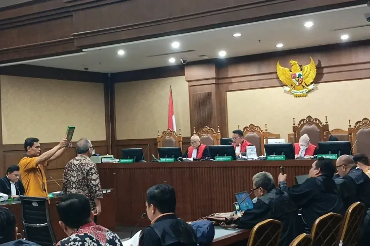 Mantan Sekjen Kementan...
