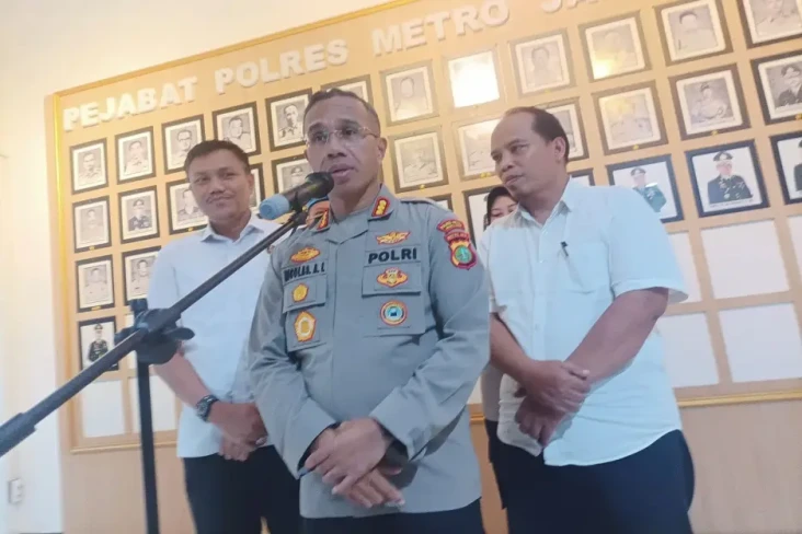 Polisi Amankan Mobil...
