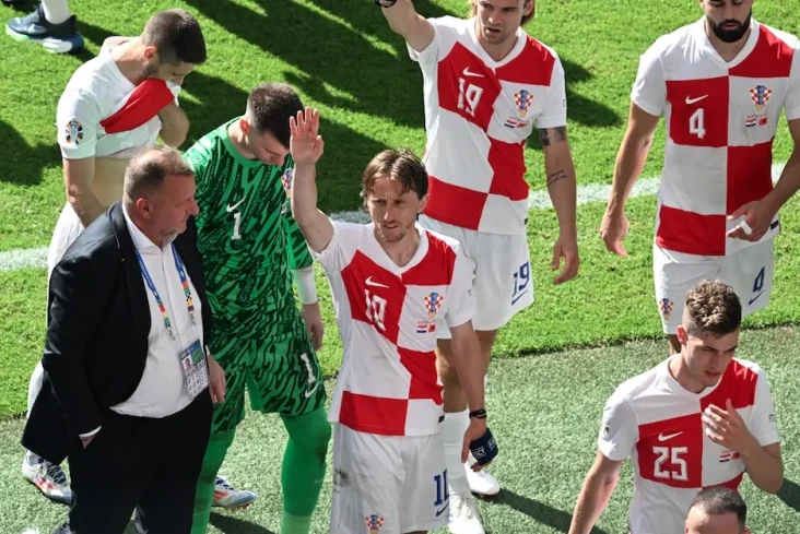 Klasemen Euro 2024:...
