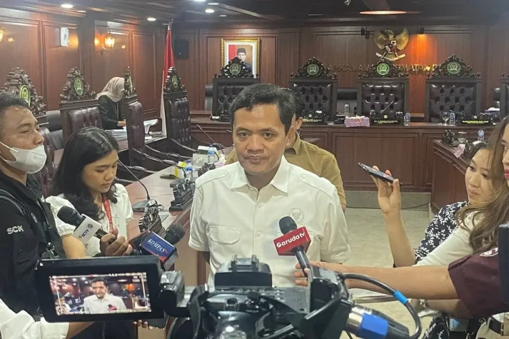 Gerindra Siapkan Opsi...