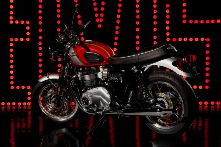 Triumph Bonneville T120...