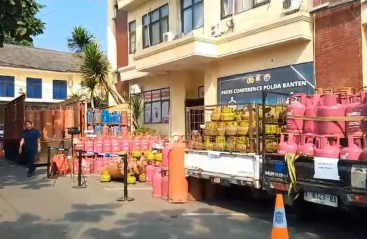Mafia Pengoplosan Elpiji...