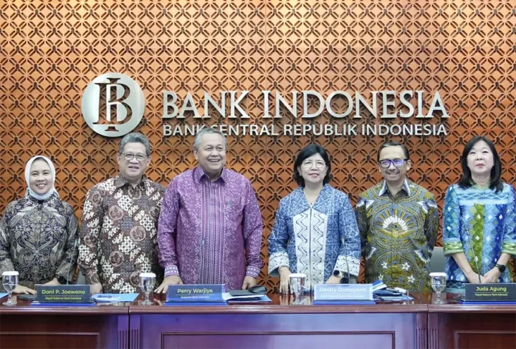 Saat Rupiah Loyo, BI...