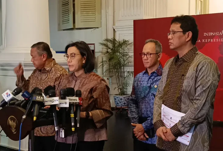 Bukan Hanya Rupiah,...