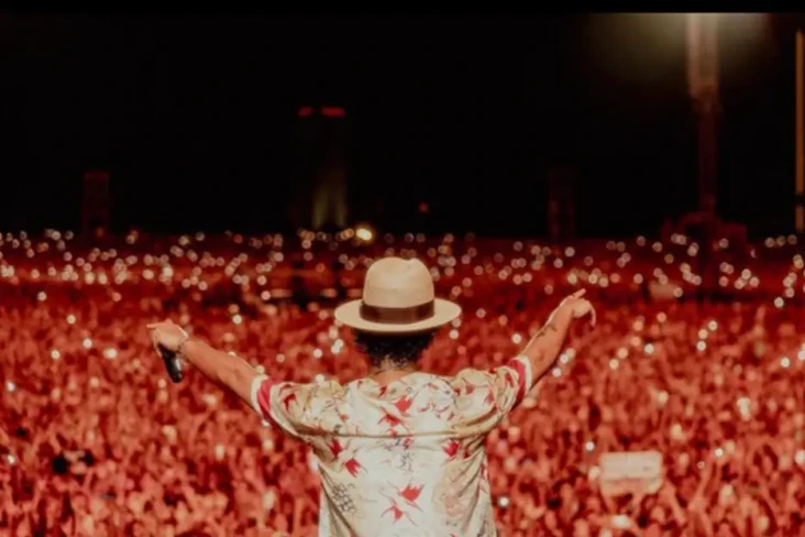 Konser Bruno Mars di...